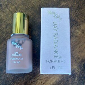 Vintage Mary Kay Day Radiance Formula 2 Honey Tan - 1 Fl. Oz. New Old Stock